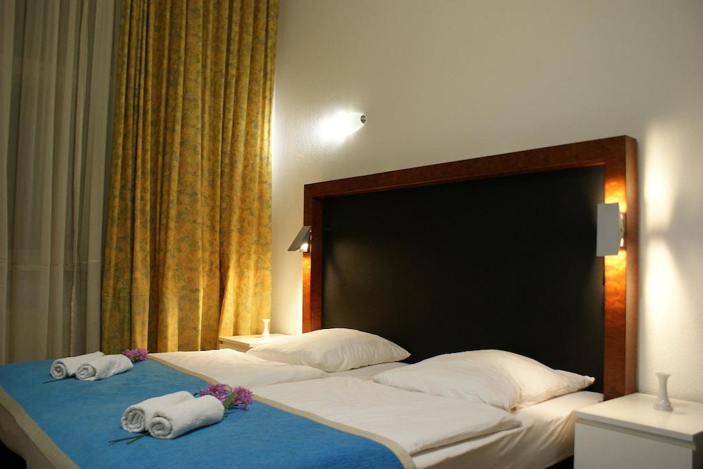 Hotel Garni Aaberna Berlin Pokój zdjęcie