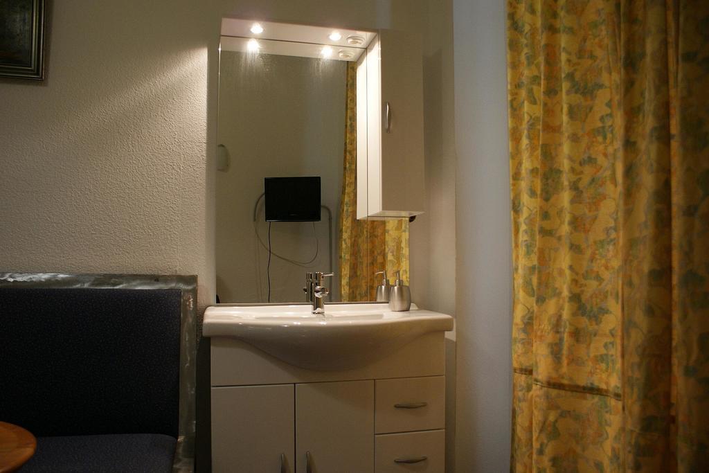 Hotel Garni Aaberna Berlin Pokój zdjęcie