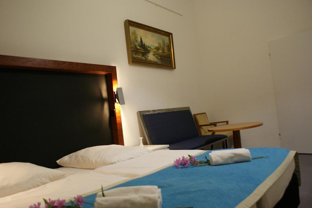 Hotel Garni Aaberna Berlin Pokój zdjęcie